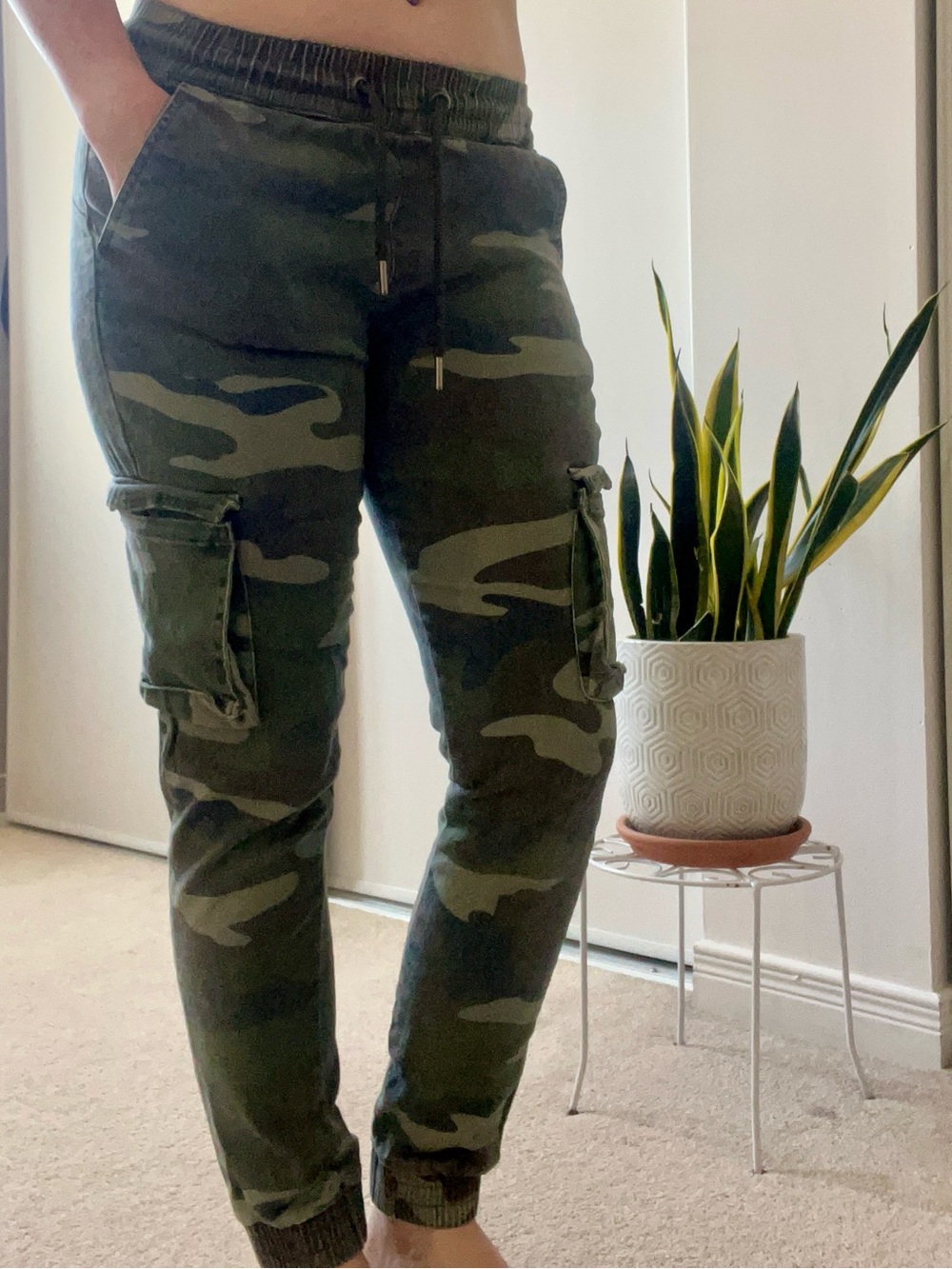 Bluenotes Women’s Camo Cargo Joggers - Green